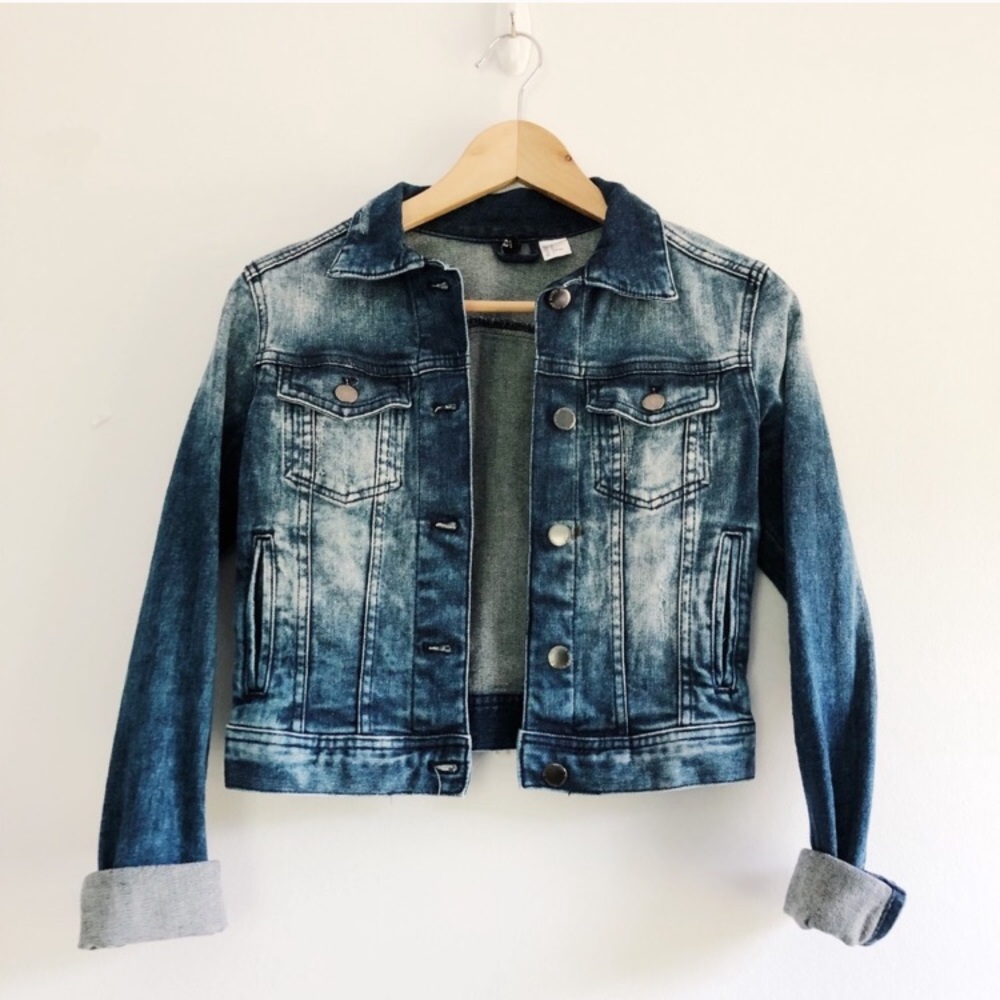 H&M Cropped Distressed Jean Jacket